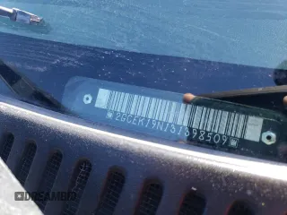 2003 Chevrolet Silverado SS z VIN 2GCEK19N131398509, wystawiony jako Copart lot #52505064 z przebiegiem Nie podano mil oraz Szkody całkowita. Historia ofert i sprzedaży dostępna na DreamBid. Obrazek 12.