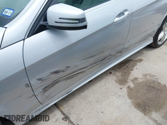 2014 Mercedes-Benz E 350 Sport with VIN WDDHF5KB3EA839953, listed as a IAAI auction lot 42383933 with 109,848 mi miles and . Bid and sale history available at DreamBid. Image 6.