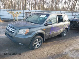 2008 Honda Pilot SE with VIN 5FNYF18398B048728, listed as a IAAI auction lot 41958578 with Not Provided miles and . Bid and sale history available at carsss.com. Image 16.