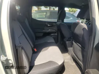 2022 Toyota Tacoma SR5 with VIN 3TMBZ5DN9NM033861, listed as a Copart auction lot 53704065 with 55,386 mi miles and Salvage title. Bid and sale history available at DreamBid. Image 10.