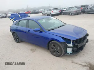 2023 Hyundai Elantra SEL z VIN KMHLM4AG0PU591806, wystawiony jako IAAI lot #41523788 z przebiegiem 38 937 mil mil oraz . Historia ofert i sprzedaży dostępna na DreamBid. Obrazek 1.