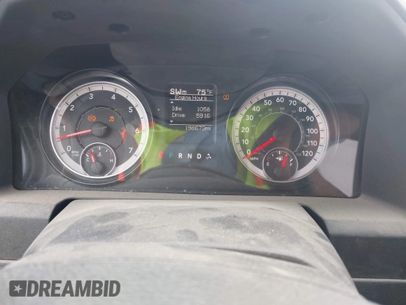 2016 Ram 1500 Tradesman z VIN 1C6RR7ST3GS225175, wystawiony jako IAAI lot #41961672 z przebiegiem 198 673 mil mil oraz . Historia ofert i sprzedaży dostępna na DreamBid. Obrazek 7.