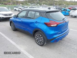 2023 Nissan Kicks SV with VIN 3N1CP5CV4PL553358, listed as a IAAI auction lot 42024111 with 15,172 mi miles. Bid and sale history available at carsss.com. Image 3.