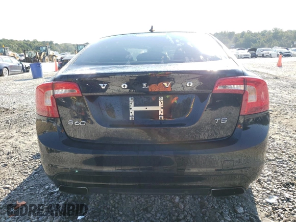 2015 Volvo S60 T5 Drive-E Premier z VIN YV140MFB0F1316643, wystawiony jako Copart lot #70535384 z przebiegiem 88 380 mil mil oraz Nie do naprawy • Non repairable. Historia ofert i sprzedaży dostępna na DreamBid. Obrazek 6.