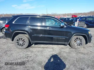 2018 Jeep Grand Cherokee Limited with VIN 1C4RJFBG2JC298164, listed as a IAAI auction lot 41843502 with 67,482 mi miles and . Bid and sale history available at DreamBid. Image 14.