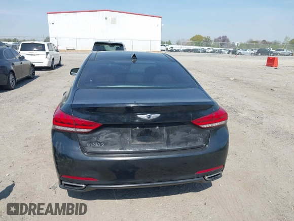 2015 Hyundai Genesis 3.8L with VIN KMHGN4JE7FU089628, listed as a IAAI auction lot 41909334 with 212,262 mi miles. Bid and sale history available at carsss.com. Image 17.