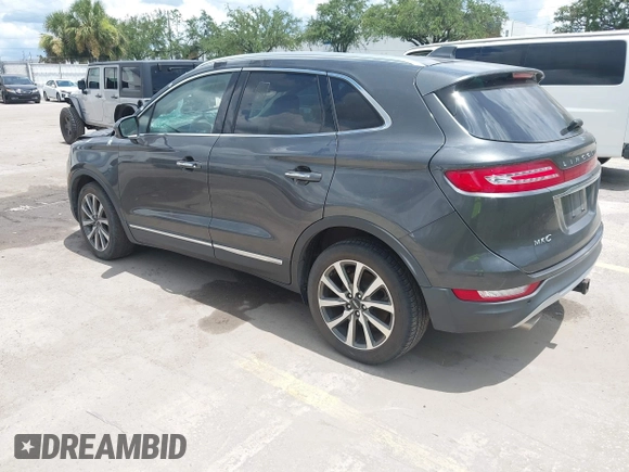 2019 Lincoln MKC Reserve z VIN 5LMCJ3C99KUL03532, wystawiony jako IAAI lot #42595874 z przebiegiem 80 875 mil mil oraz . Historia ofert i sprzedaży dostępna na DreamBid. Obrazek 3.