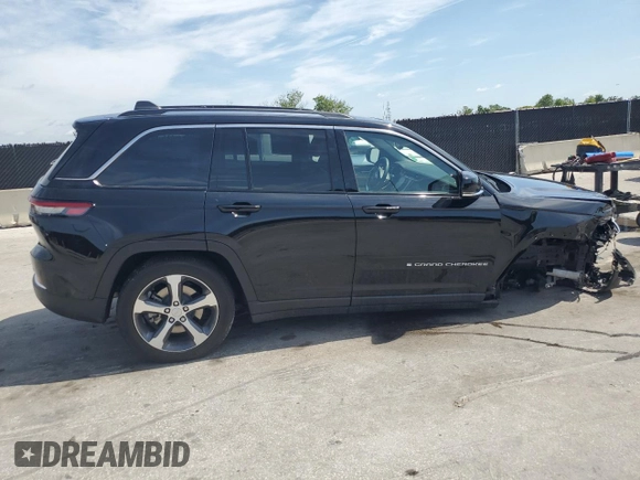 2023 Jeep Grand Cherokee with VIN 1C4RJYB61PC595938, listed as a Copart auction lot 58748335 with 28,685 mi miles and Salvage title. Bid and sale history available at DreamBid. Image 3.