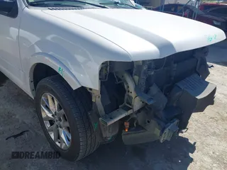 2015 Ford Expedition Max Limited with VIN 1FMJK1KT6FEF49821, listed as a IAAI auction lot 41825240 with 180,460 mi miles. Bid and sale history available at carsss.com. Image 6.