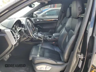 2018 Porsche Cayenne with VIN WP1AA2A26JKA03230, listed as a Copart auction lot 53281315 with 109,127 mi miles and Salvage title. Bid and sale history available at DreamBid. Image 7.
