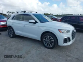 2023 Audi Q5 S line Premium Plus z VIN WA1EAAFY7P2111157, wystawiony jako IAAI lot #41953269 z przebiegiem 14 311 mil mil oraz . Historia ofert i sprzedaży dostępna na DreamBid. Obrazek 1.