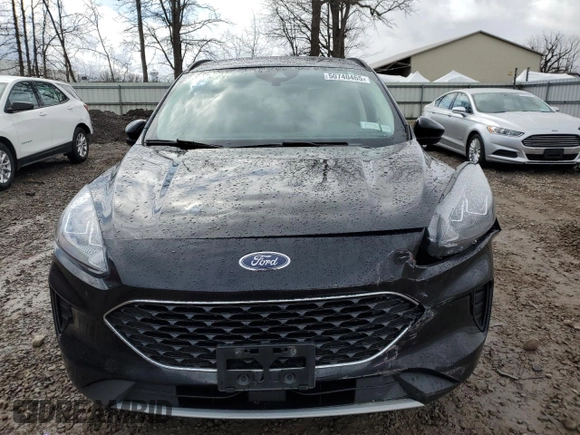 2021 Ford Escape SE Hybrid with VIN 1FMCU0BZ1MUA03951, listed as a Copart auction lot 50740465 with 45,564 mi miles and Salvage title. Bid and sale history available at DreamBid. Image 5.