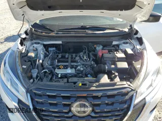 2022 Nissan Kicks S with VIN 3N1CP5BV5NL524353, listed as a Copart auction lot 49624655 with 39,531 mi miles and Salvage Title. Bid and sale history available at carsss.com. Image 13.