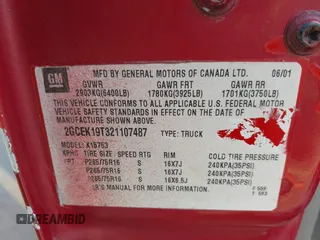 2002 Chevrolet Silverado 1500 LT with VIN 2GCEK19T321107487, listed as a IAAI auction lot 41977474 with 218,793 mi miles. Bid and sale history available at carsss.com. Image 9.