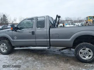 2014 Ford Super Duty F-250 SRW XLT with VIN 1FT7X2BT2EEB59870, listed as a IAAI auction lot 41355792 with 191,891 mi miles. Bid and sale history available at carsss.com. Image 15.
