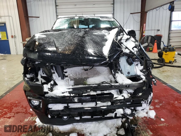 2022 Chevrolet Colorado 4WD LT with VIN 1GCGTCEN3N1136961, listed as a Copart auction lot 89175325 with 60,438 mi miles and Salvage Title. Bid and sale history available at carsss.com. Image 5.
