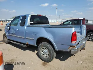 1998 Ford F-250 с VIN 1FTPX28L6WKB05420, выставлен на аукционе Copart как лот 72421204 с пробегом 166 399 миль миль и Списание • Salvage title. История ставок и продаж доступна на DreamBid. Изображение 2.