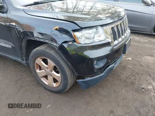 2013 Jeep Grand Cherokee Limited with VIN 1C4RJEBG6DC656719, listed as a IAAI auction lot 40897970 with 133,947 mi miles. Bid and sale history available at carsss.com. Image 6.