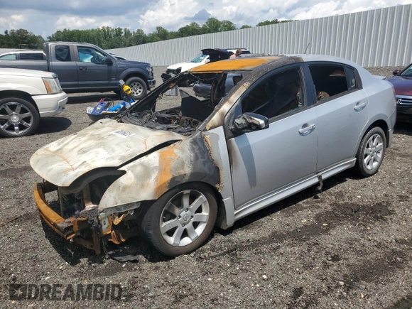 2011 Nissan Sentra SR z VIN 3N1AB6AP1BL658450, wystawiony jako Copart lot #60906635 z przebiegiem Nie podano mil oraz Szkoda całkowita • Salvage title. Historia ofert i sprzedaży dostępna na DreamBid. Obrazek 1.