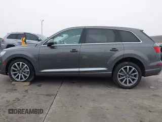 2018 Audi Q7 Premium Plus with VIN WA1LHAF70JD040387, listed as a IAAI auction lot 41087797 with 75,031 mi miles. Bid and sale history available at carsss.com. Image 19.