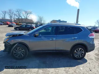 2015 Nissan Rogue SL with VIN 5N1AT2MVXFC862531, listed as a IAAI auction lot 41671922 with 135,637 mi miles. Bid and sale history available at carsss.com. Image 15.