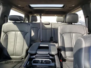 2024 Jeep Grand Wagoneer Series II Obsidian z VIN 1C4SJVFP6RS111595, wystawiony jako Copart lot #48257345 z przebiegiem 16 038 mil mil oraz Czysty tytuł • Clean title. Historia ofert i sprzedaży dostępna na DreamBid. Obrazek 10.