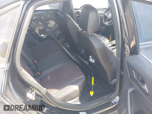 2023 Volkswagen Jetta GLI Autobahn z VIN 3VW2T7BU2PM054137, wystawiony jako IAAI lot #42029063 z przebiegiem 17 456 mil mil oraz . Historia ofert i sprzedaży dostępna na DreamBid. Obrazek 8.