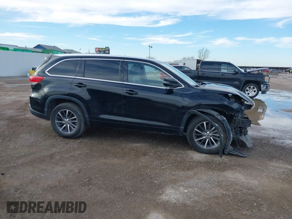 2017 Toyota Highlander XLE with VIN 5TDKZRFH9HS509478, listed as a IAAI auction lot 41448617 with 131,839 mi miles and . Bid and sale history available at DreamBid. Image 14.