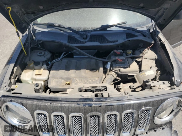 2017 Jeep Patriot Latitude with VIN 1C4NJPFB6HD184479, listed as a Copart auction lot 60840565 with 107,139 mi miles and Clean title. Bid and sale history available at DreamBid. Image 12.