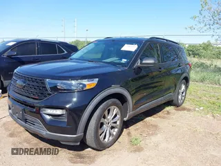2020 Ford Explorer XLT with VIN 1FMSK7DH6LGC79537, listed as a IAAI auction lot 41967554 with 56,621 mi miles and . Bid and sale history available at DreamBid. Image 2.