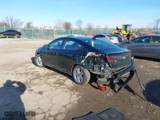 2020 Hyundai Elantra SEL with VIN 5NPD84LF6LH591640, listed as a IAAI auction lot 41586720 with 31,496 mi miles. Bid and sale history available at carsss.com. Image 3.