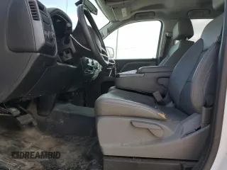 2018 Chevrolet Silverado 1500 Work Truck with VIN 1GCRCNEH5JZ359500, listed as a Copart auction lot 48953105 with 207,814 mi miles and Salvage Title. Bid and sale history available at carsss.com. Image 7.