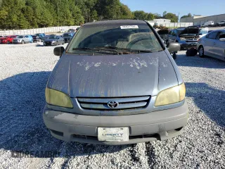 2003 Toyota Sienna CE with VIN 4T3ZF19C53U523992, listed as a Copart auction lot 74431704 with 315,661 mi miles and Clean Title. Bid and sale history available at carsss.com. Image 5.