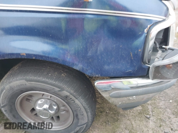1996 Ford Ranger XL with VIN 1FTCR10A4TUD14085, listed as a IAAI auction lot 41442291 with 176,025 mi miles and . Bid and sale history available at DreamBid. Image 12.