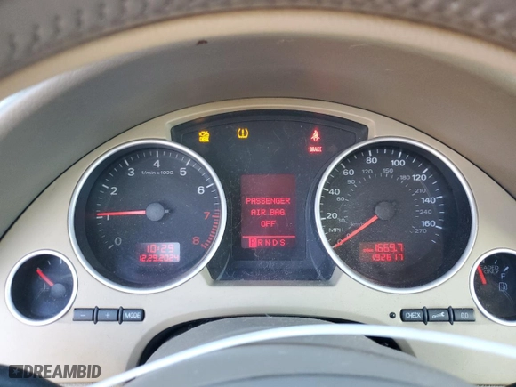 2009 Audi A4 2.0T with VIN WAUDF48H29K010142, listed as a Copart auction lot 86215524 with 192,617 mi miles and Salvage Title. Bid and sale history available at carsss.com. Image 9.