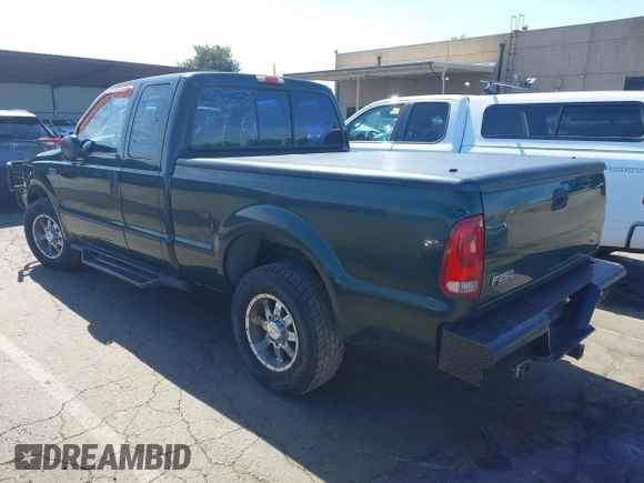 2003 Ford F-250 XL с VIN 1FTNX20L33EC88739, выставлен на аукционе IAAI как лот 42293415 с пробегом 163 159 миль миль и . История ставок и продаж доступна на DreamBid. Изображение 3.