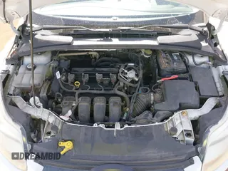 2013 Ford Focus SE with VIN 1FADP3K29DL157601, listed as a IAAI auction lot 41710924 with 177,729 mi miles. Bid and sale history available at carsss.com. Image 10.