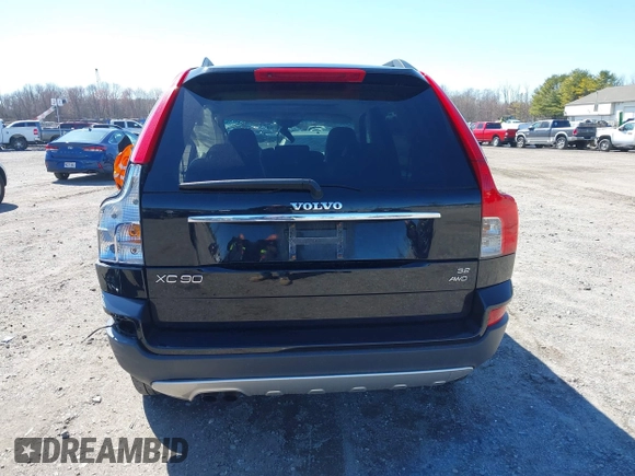 2007 Volvo XC90 I6 with VIN YV4CM982771389460, listed as a IAAI auction lot 41795521 with Not Provided miles and . Bid and sale history available at DreamBid. Image 16.