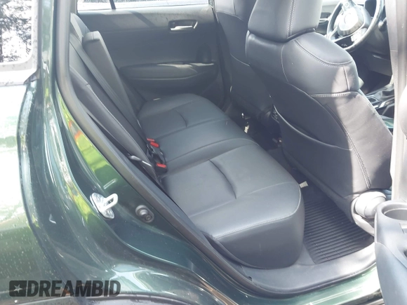 2023 Toyota Corolla Cross XLE z VIN 7MUDAABG1PV075110, wystawiony jako IAAI lot #42802303 z przebiegiem 41 869 mil mil oraz . Historia ofert i sprzedaży dostępna na DreamBid. Obrazek 8.