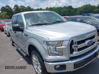 2017 Ford F-150 XL z VIN 1FTEW1C86HKC92443, wystawiony jako IAAI lot #42579782 z przebiegiem 224 178 mil mil oraz . Historia ofert i sprzedaży dostępna na DreamBid. Obrazek 1.