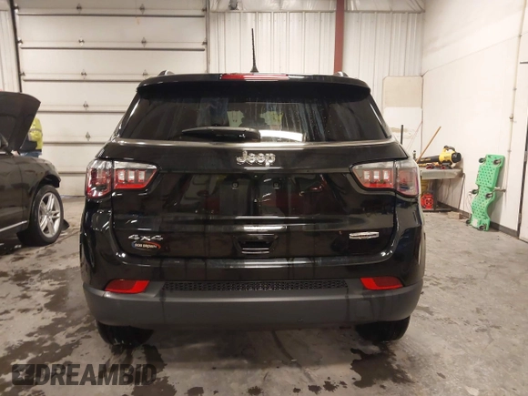 2022 Jeep Compass Latitude z VIN 3C4NJDBB9NT134329, wystawiony jako IAAI lot #41608109 z przebiegiem 21 994 mil mil oraz . Historia ofert i sprzedaży dostępna na DreamBid. Obrazek 17.