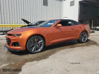 2023 Chevrolet Camaro ZL1 with VIN 1G1FK3D66P0102751, listed as a Copart auction lot 72570864 with 3,141 mi miles and Salvage Title. Bid and sale history available at carsss.com. Image 1.