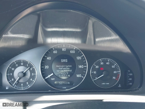 2009 Mercedes-Benz CLK-Class 3.5L with VIN WDBTK56F09T104434, listed as a IAAI auction lot 41976340 with 58,710 mi miles. Bid and sale history available at carsss.com. Image 7.