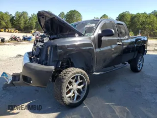 2010 Chevrolet Silverado 1500 LS with VIN 1GCSCREA2AZ140862, listed as a Copart auction lot 75449484 with Not Provided miles and Salvage Title. Bid and sale history available at DreamBid. Image 1.