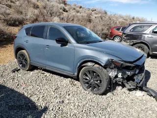2022 Mazda CX-5 2.5 S Preferred Package with VIN JM3KFBCM4N0523165, listed as a Copart auction lot 47020885 with 30,928 mi miles and Salvage Title. Bid and sale history available at carsss.com. Image 4.