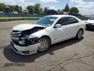 2011 Ford Fusion Hybrid with VIN 3FADP0L36BR116721, listed as a Copart auction lot 61876705 with 108,298 mi miles and Salvage title. Bid and sale history available at DreamBid. Image 1.