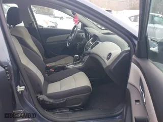 2013 Chevrolet Cruze LS with VIN 1G1PA5SG9D7211819, listed as a IAAI auction lot 41530462 with 75,555 mi miles. Bid and sale history available at carsss.com. Image 5.