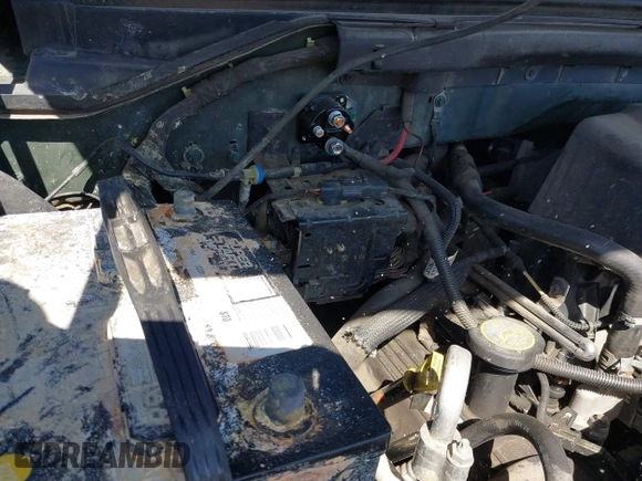 2000 Ford Expedition Eddie Bauer with VIN 1FMPU18LXYLA13237, listed as a IAAI auction lot 42127324 with Not provided miles and . Bid and sale history available at DreamBid. Image 13.