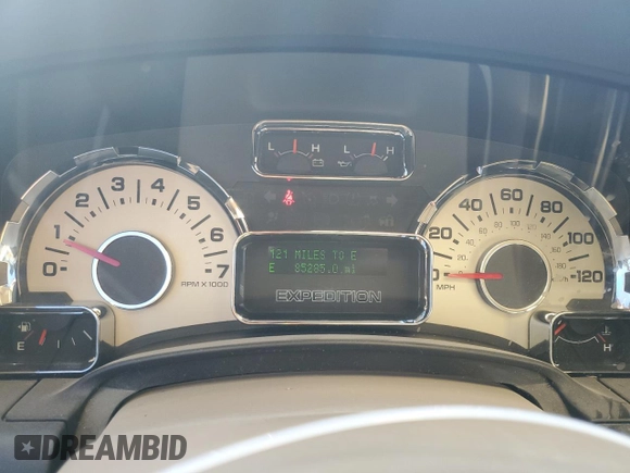 2012 Ford Expedition XLT with VIN 1FMJU1H57CEF57585, listed as a Copart auction lot 63348475 with 85,285 mi miles and Clean title. Bid and sale history available at DreamBid. Image 9.