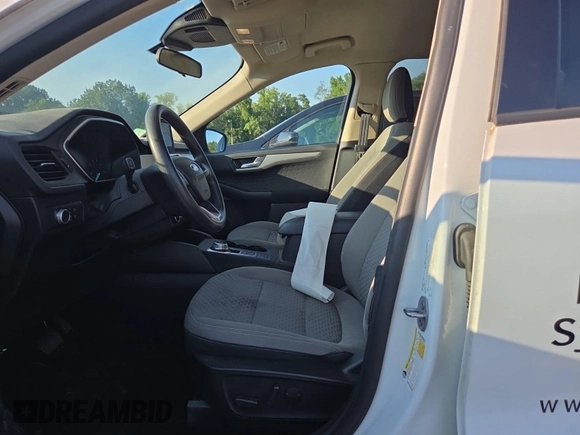 2020 Ford Escape SE с VIN 1FMCU9G63LUB81314, выставлен на аукционе IAAI как лот 42905132 с пробегом 44 436 миль миль и . История ставок и продаж доступна на DreamBid. Изображение 33.